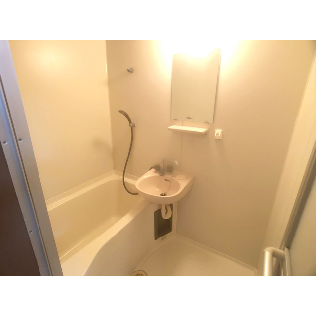 ゆったり過ごせるお風呂です