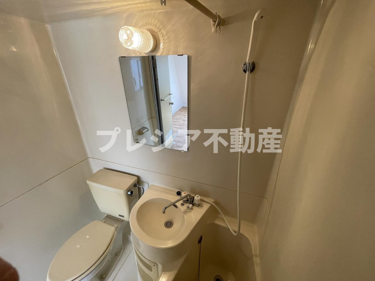 レジデンシア甲子園口の洗面所