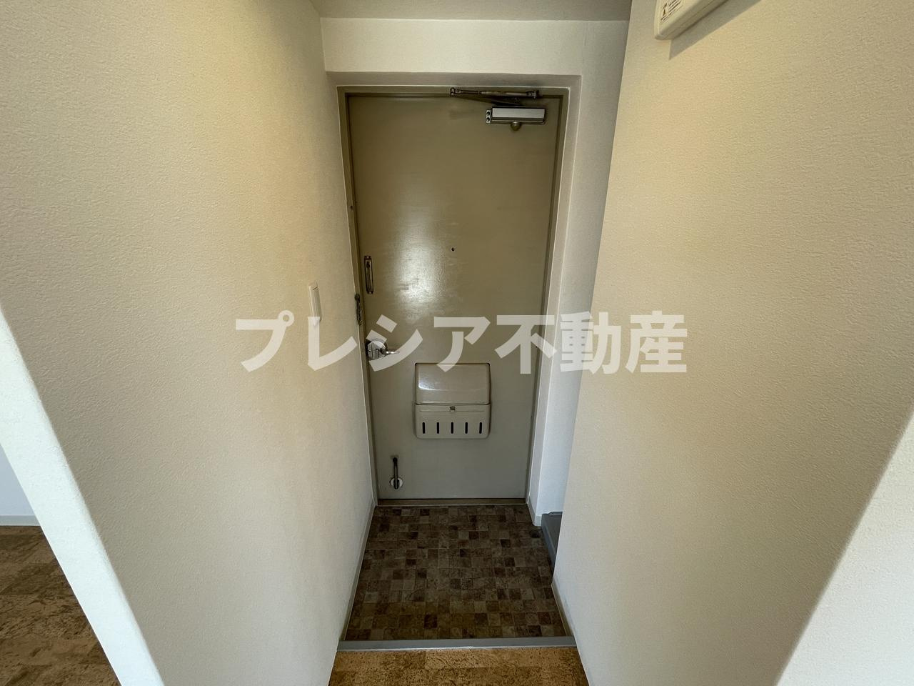 レジデンシア甲子園口の玄関