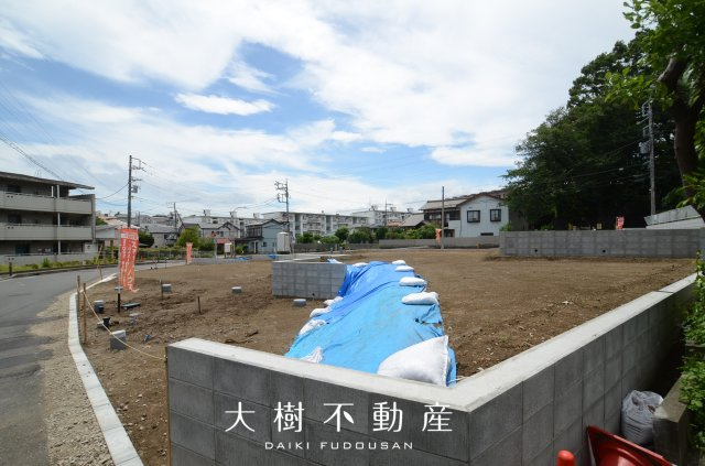 【外観】 | 綾瀬市寺尾本町３丁目　売地　全８区画【仲介手数料無料】