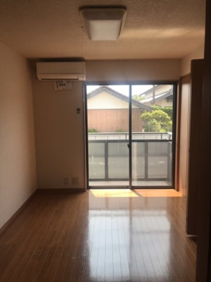 【洋室】 | ヴィラ稲岡A