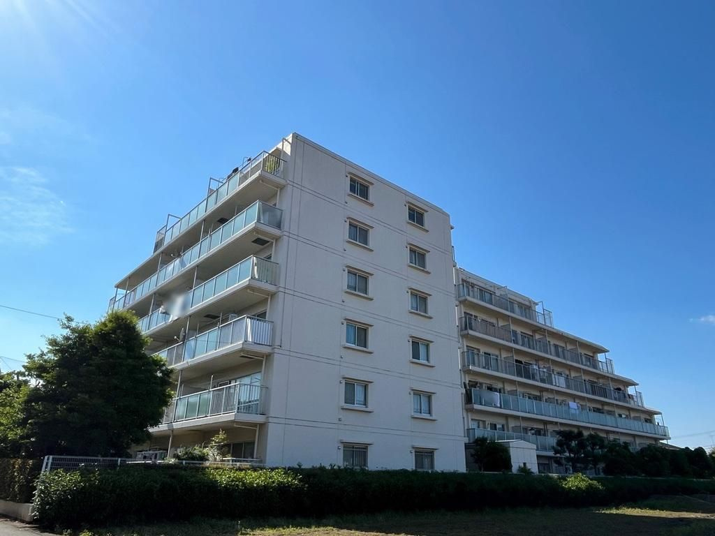 青梅市新町１丁目の中古マンションの外観