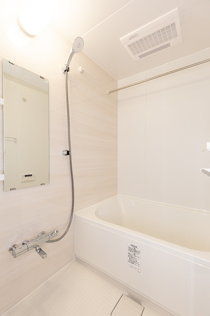 ＲＪＲプレシア東十条ガーデンの浴室|※写真は同タイプ住戸です。