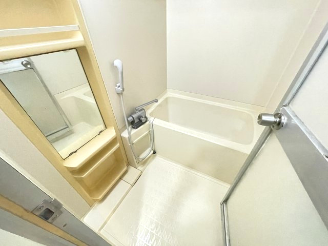 【浴室】 | コンパクトで使いやすいお風呂です