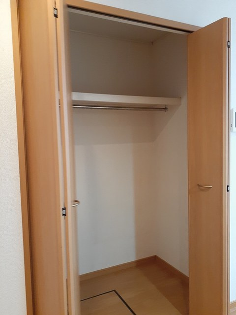 メゾンアンソレイエSの収納