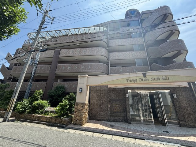 プレステージ大久保サウスヒルズの外観