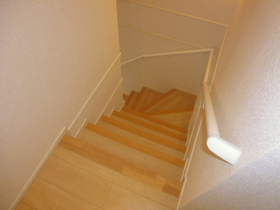 【その他】 | ピュアウィンドＢ | 階段