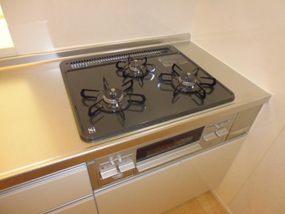 【キッチン】 | ピュアウィンドＢ | 3口ガスコンロ