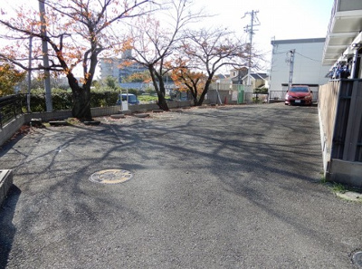 【駐車場】 | パーシモンハウス | 駐車場★