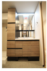 【独立洗面台】 | イトーピア南砂町マンション | 朝の支度にも助かる、独立の洗髪洗面化粧台