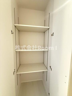 【設備】 | 【ペット共生・ZEHマンション】ザパークレジデンス東住吉・旭化成ヘーベルメゾン | 収納スペース豊富です