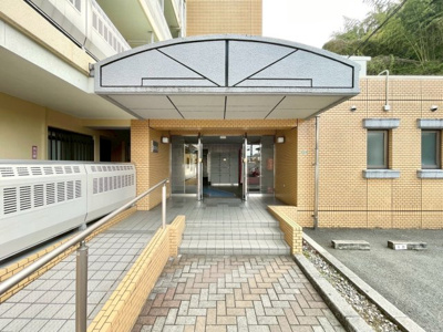 【エントランス】 | ☆ペルル中山南参番館☆