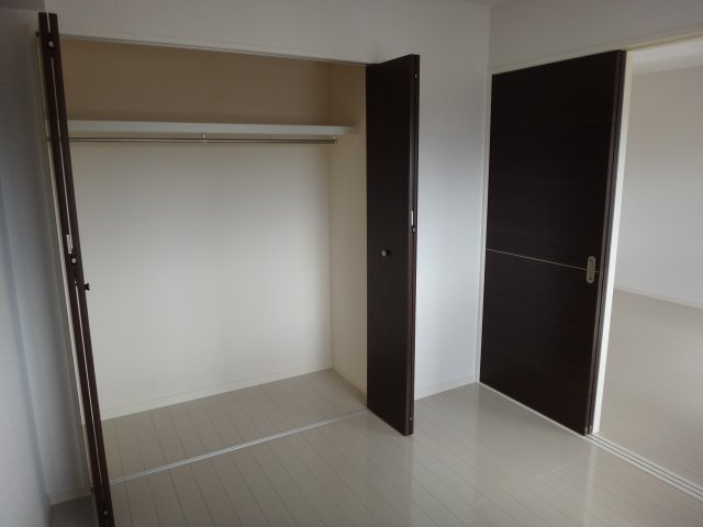 菊池郡菊陽町大字原水の賃貸マンションの収納|大きなものも収納できそうです