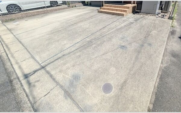 明治本町戸建　　刈谷市近郊の賃貸ならクラスホーム刈谷店の駐車場