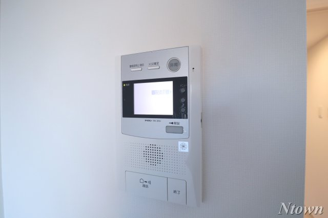 【セキュリティ】 | ディアレイシャス泉 | モニター付きインターホンです