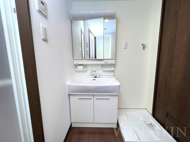 ペコラ広小路の洗面所