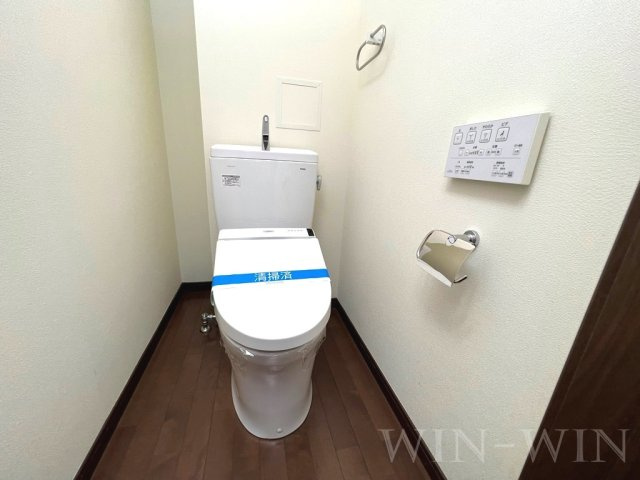 ペコラ広小路の玄関