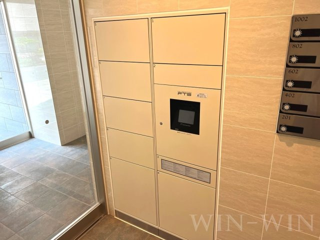 ペコラ広小路のエントランス