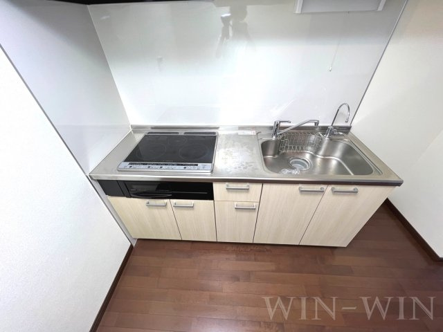 ペコラ広小路のキッチン