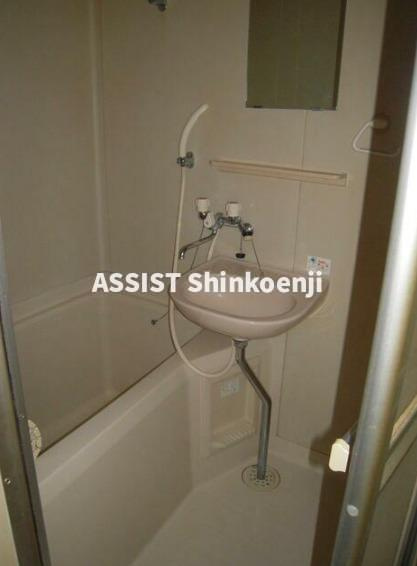 ルバンドベールⅠの浴室