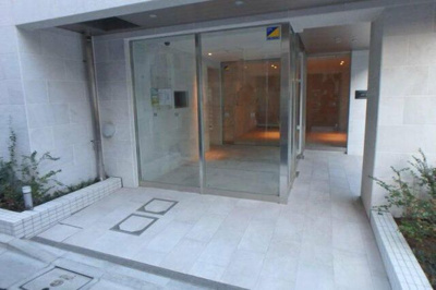 【エントランス】 | ARTESSIMO BATER(アルテッシモバトル)