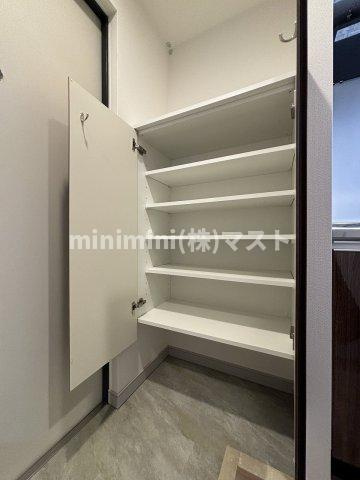ワールドアイ大阪城EASTアドバンスの収納