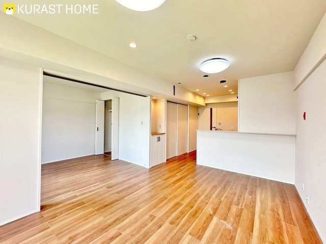 イトーピア向日マンションC棟　7階の居間・リビング