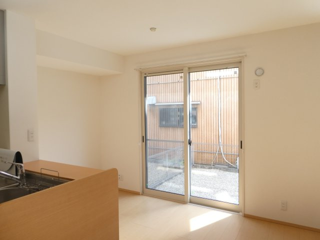 アーバン松本の居間・リビング|LDK８帖