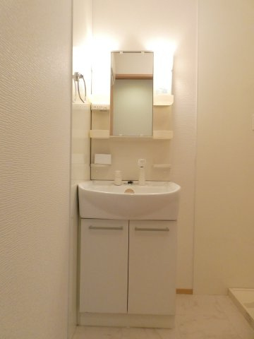 アーバン松本の独立洗面台|シャンプードレッサー