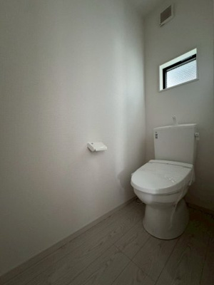 【トイレ】 | 緑区鳥澄2期　新築戸建　 | キャンペーン対象物件です♪詳細は弊社ホームページもしくはスタッフまでお気軽にお問合せ下さいませ♪ お役に立てる自信があります♪