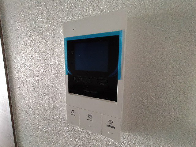 神戸市須磨区行幸町３丁目のアパートのセキュリティ|TV付インターフォン