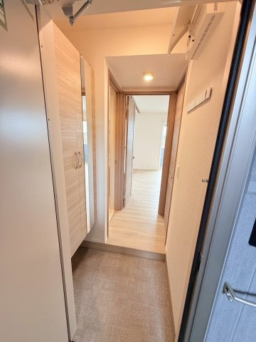 ロータスヒル　A棟の玄関