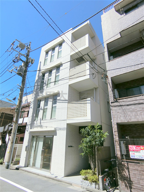 Court Station(コート・スタシオンの外観|外観　RC鉄筋コンクリート造地上4階建てのしっかりしたマンション