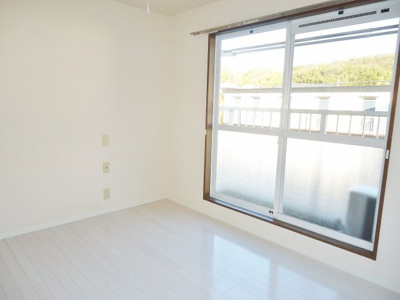 【洋室】 | 伍番館