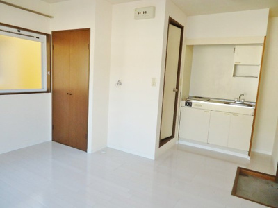 【内装】 | 伍番館