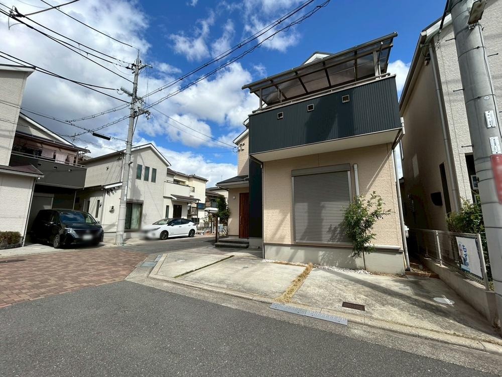 田口１丁目　中古一戸建ての前面道路含む現地写真|■物件内覧・資金計画相談・住宅ローン相談、リフォーム相談、お問合せ受付中■
※当日・翌日のご内覧、ご相談はお電話でのお問合せがスムーズです！