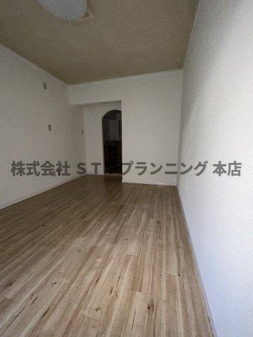 仲介手数料０円！ドール滝子の居間・リビング