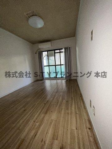 仲介手数料０円！ドール滝子の居間・リビング