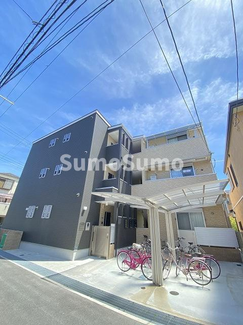 尼崎市南塚口町１丁目のアパートの外観|物件の外観です