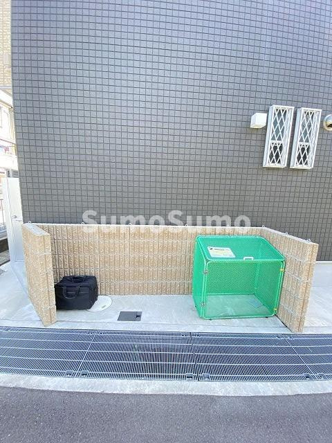 尼崎市南塚口町１丁目のアパートの外観|外観もきれいです