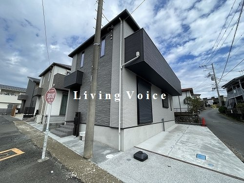 【外観】 | 【仲介手数料０円】綾瀬市寺尾北1丁目　新築一戸建て　B号棟　全2棟 | B号棟【仲介手数料０円】綾瀬市寺尾北1丁目　新築一戸建て　全2棟