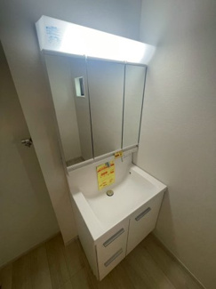 【独立洗面台】 | 名古屋市瑞穂区荒崎町705　新築一戸建て　 | キャンペーン対象物件です♪詳細は弊社ホームページもしくはスタッフまでお気軽にお問合せ下さいませ♪ お役に立てる自信があります♪