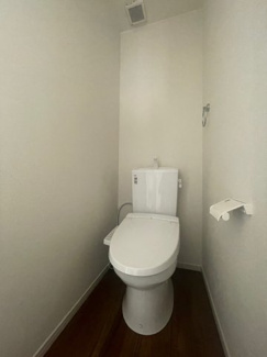 【トイレ】 | 名古屋市瑞穂区荒崎町705　新築一戸建て　 | キャンペーン対象物件です♪詳細は弊社ホームページもしくはスタッフまでお気軽にお問合せ下さいませ♪ お役に立てる自信があります♪