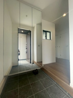 【玄関】 | 名古屋市瑞穂区荒崎町705　新築一戸建て　 | キャンペーン対象物件です♪詳細は弊社ホームページもしくはスタッフまでお気軽にお問合せ下さいませ♪ お役に立てる自信があります♪