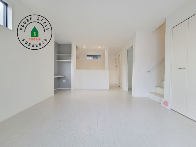 合志市幾久富第5-2棟（1号棟）　の居間・リビング|キッチンからリビングをしっかり確認できます。家族の笑顔があふれる空間になりそうですね。