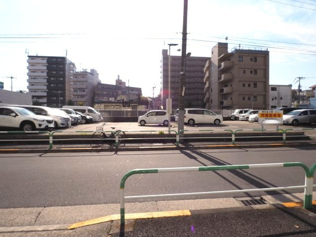 東京染工駐車場