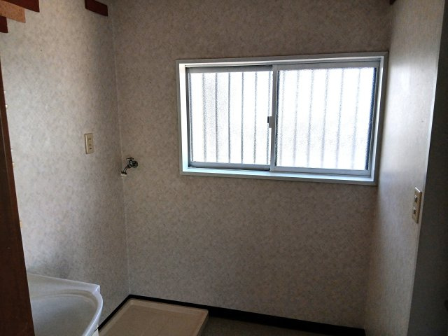 熊谷市小八林　中古戸建の脱衣所