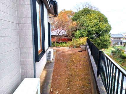 熊谷市小八林　中古戸建の外観|敷地内