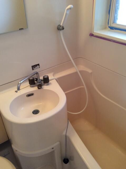 ビーンズ国立の浴室