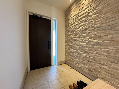 【玄関】 | 【ビルドインガレージ】つくば市大角豆　平屋